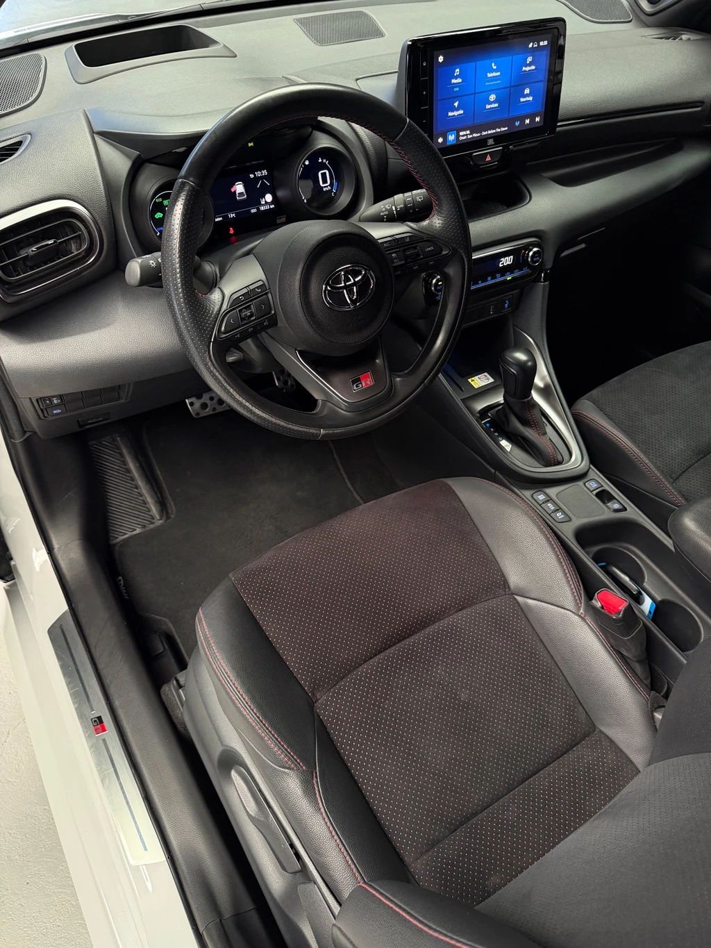 Toyota Yaris – foto 11