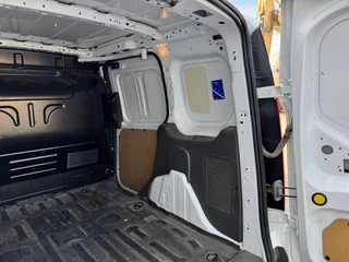 Ford Transit Connect – thumbnail 16