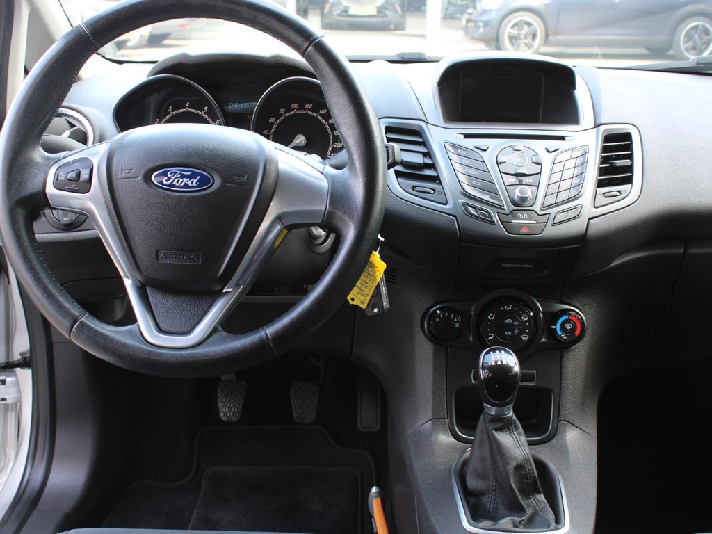 Ford Fiesta – foto 14