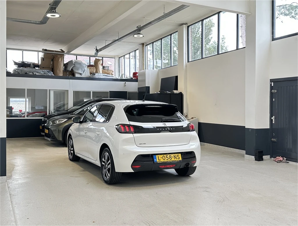 Peugeot 208 – foto 2