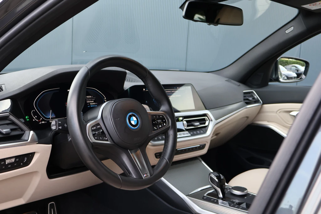 BMW 3 Serie – foto 8