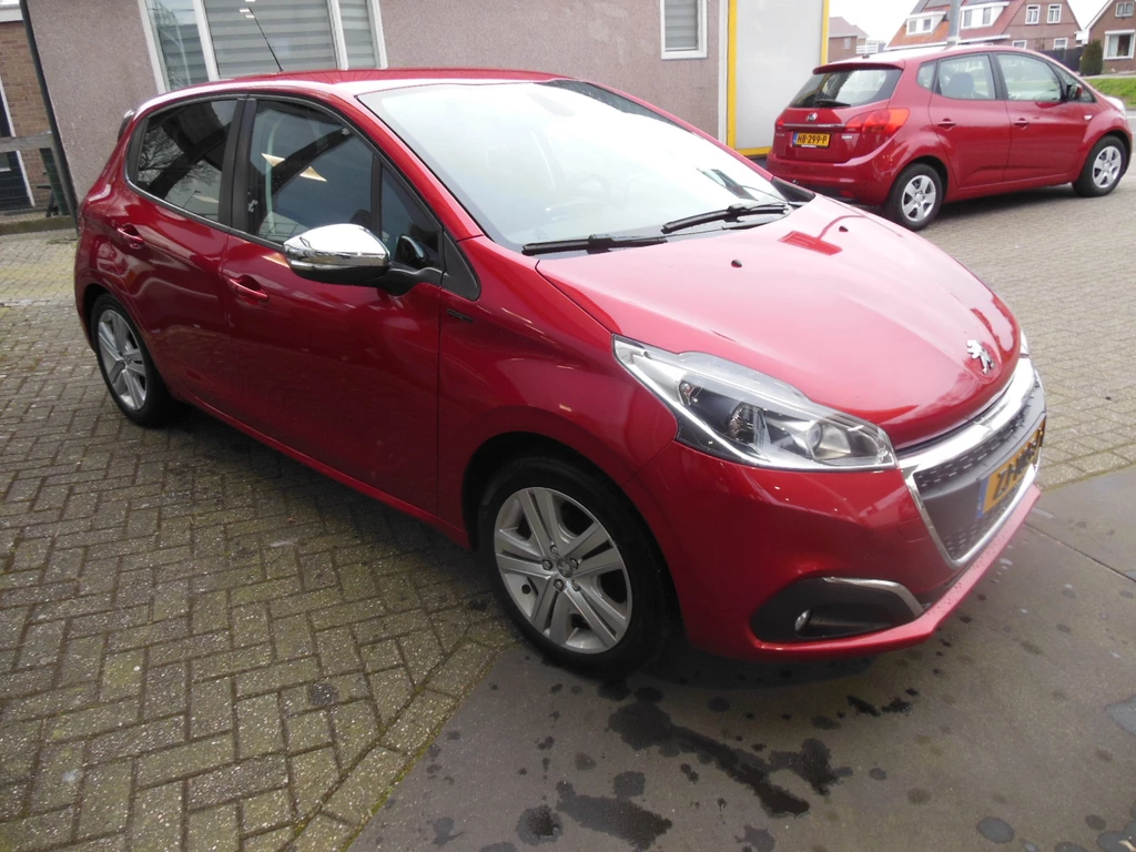 Peugeot 208 – foto 3