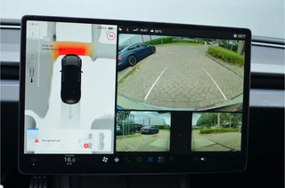 Tesla Model 3 – thumbnail 26