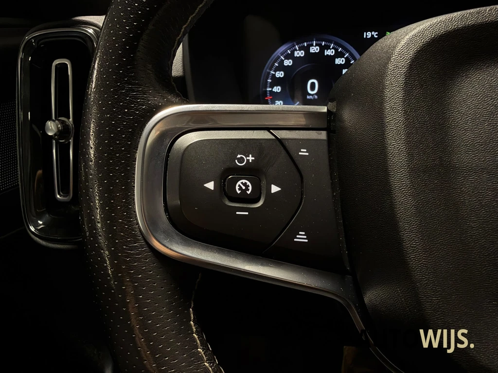 Volvo XC40 – foto 22