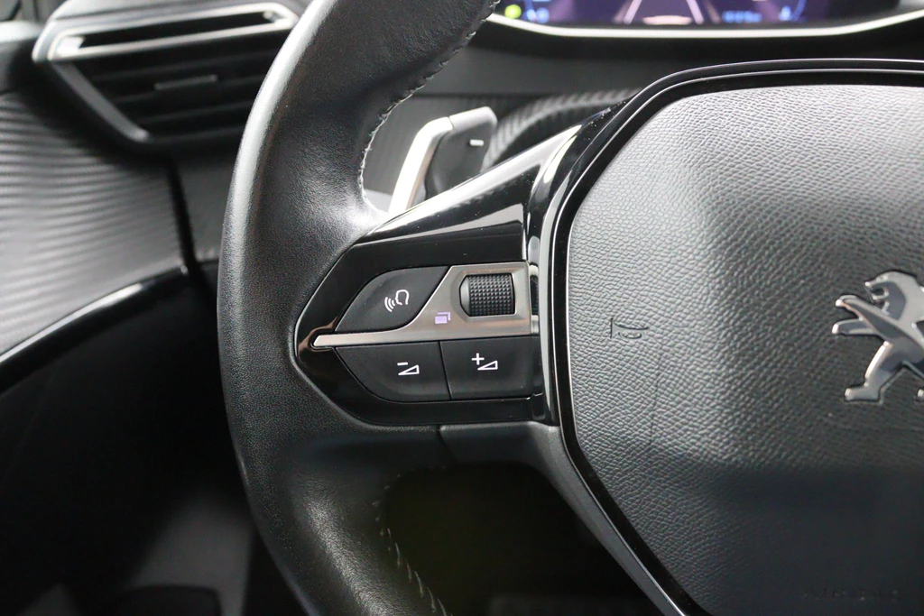 Peugeot 208 – foto 24