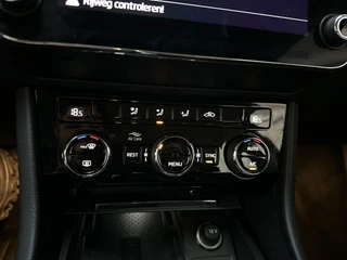 Škoda Superb – thumbnail 22