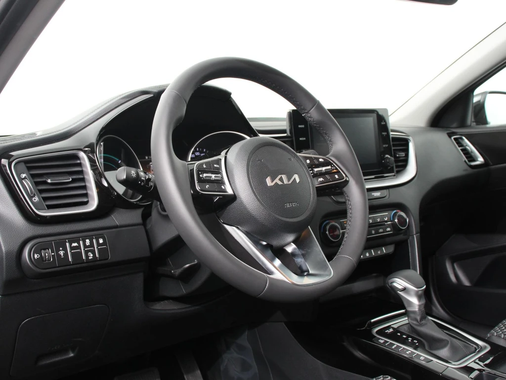 Kia XCeed – foto 11