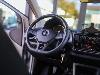 Volkswagen up! – thumbnail 16