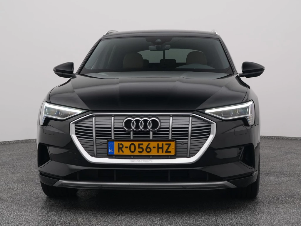 Audi e-tron – foto 16