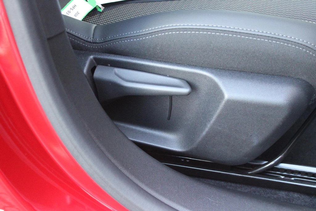 Peugeot 208 – foto 47