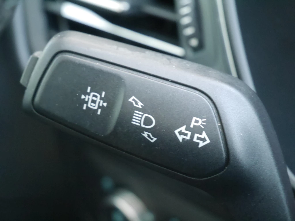 Ford Kuga – foto 19
