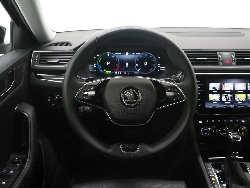 Škoda Superb – foto 40