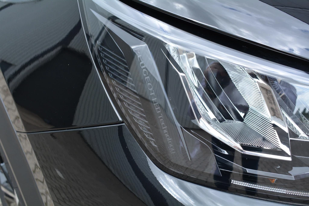 Peugeot e-2008 – foto 8
