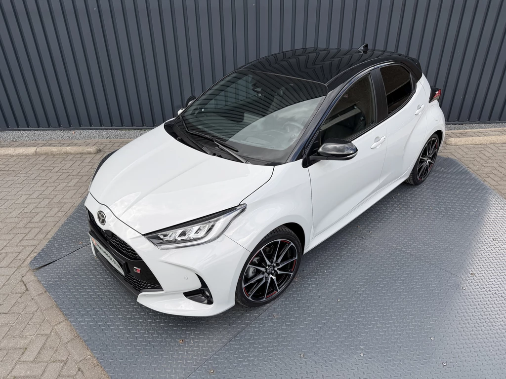 Toyota Yaris – foto 2