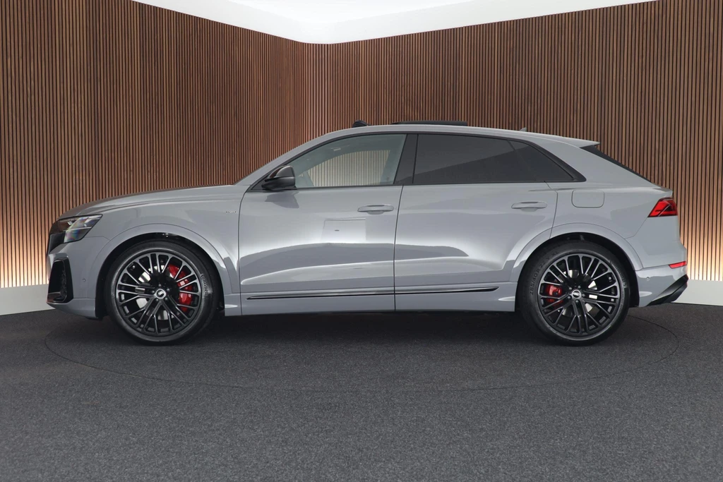 Audi Q8 – foto 2