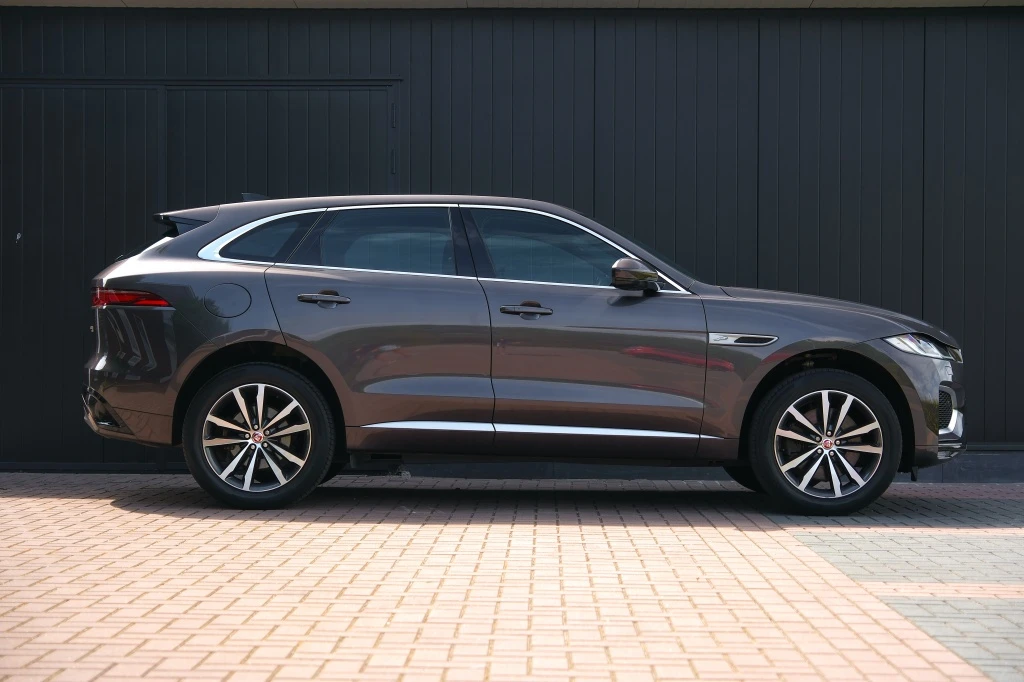 Jaguar F-PACE – foto 9