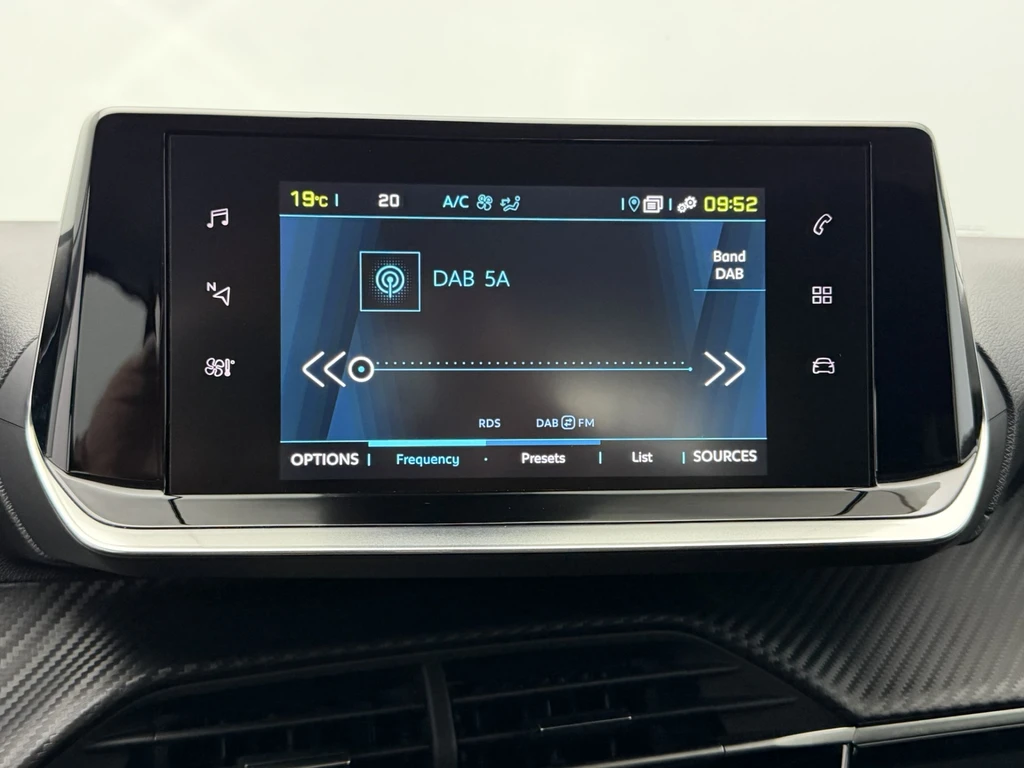 Peugeot e-208 – foto 20