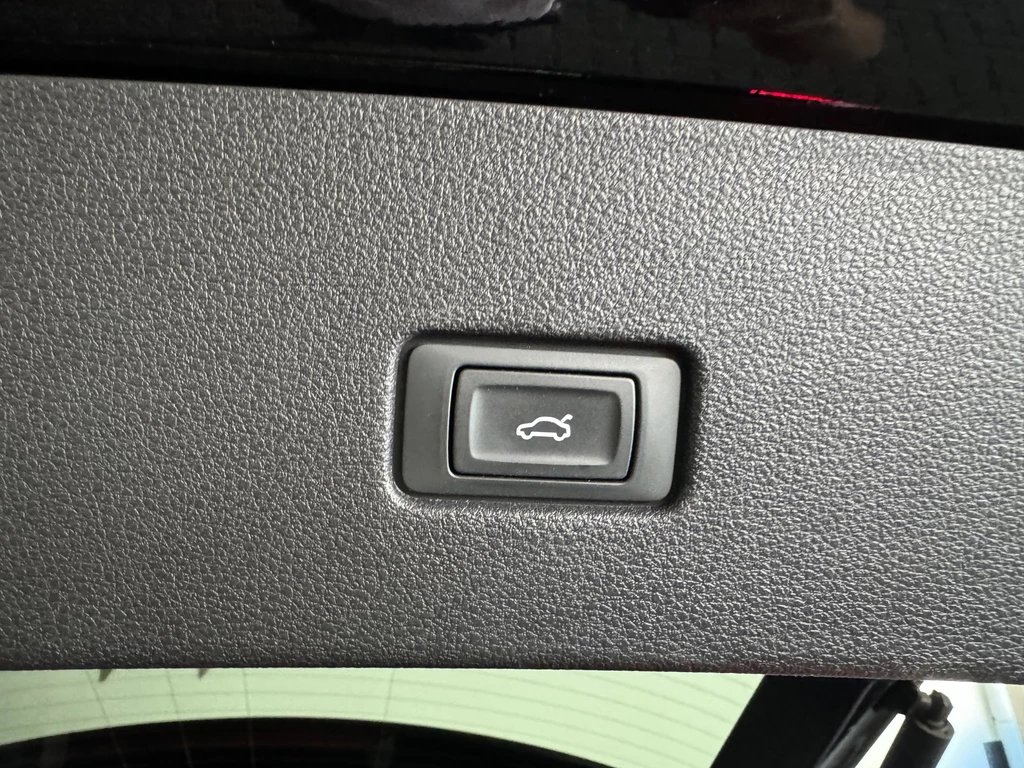 Audi Q8 – foto 25
