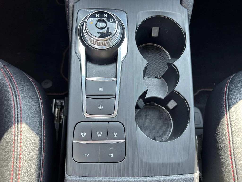 Ford Kuga – foto 17