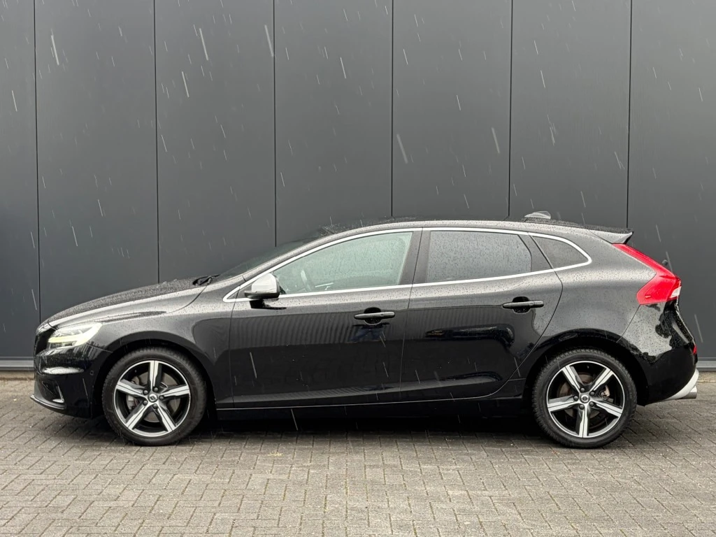 Volvo V40 – foto 1
