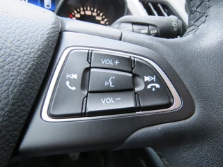 Ford Kuga – thumbnail 37