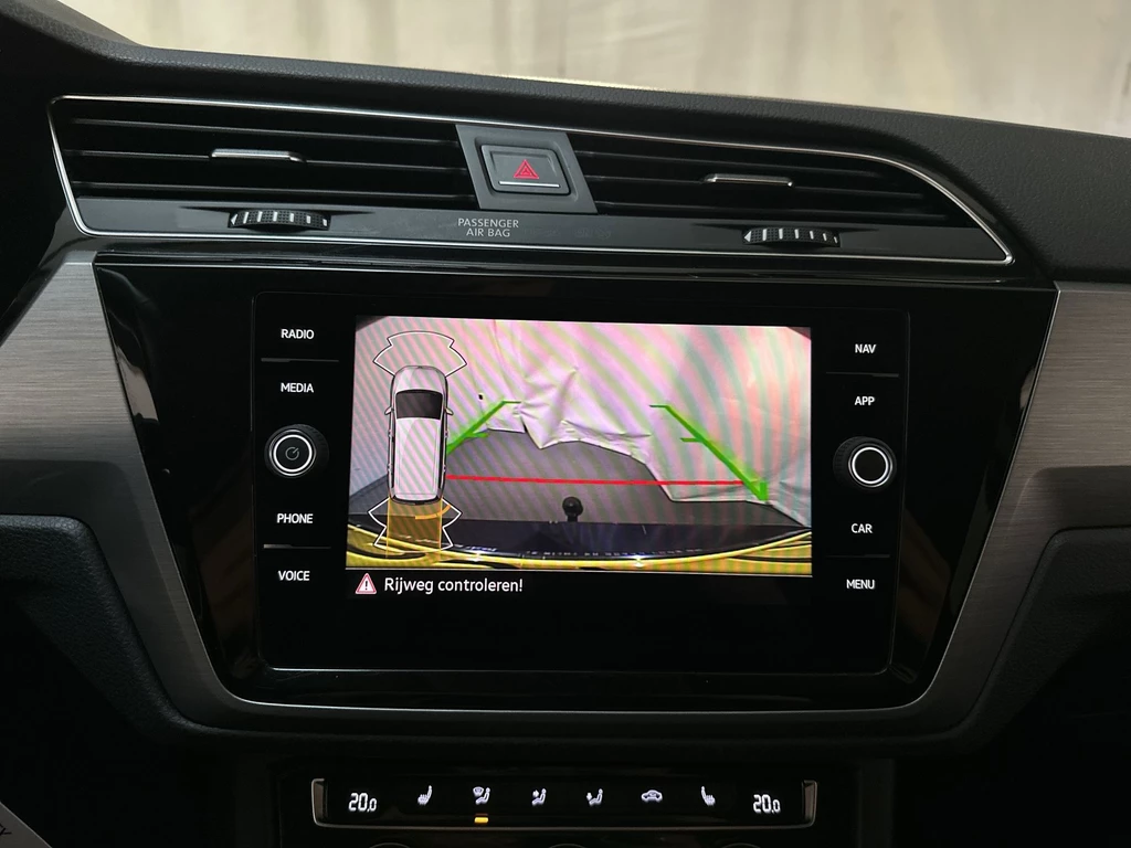 Volkswagen Touran – foto 14