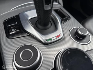 Alfa Romeo Stelvio – thumbnail 34