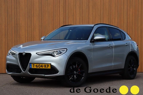 Alfa Romeo Stelvio 2.0 T AWD Super Q4 leer trekhaak el.klep camera Carplay