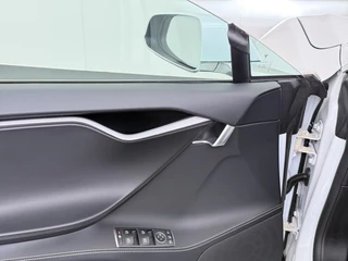 Tesla Model S – thumbnail 40
