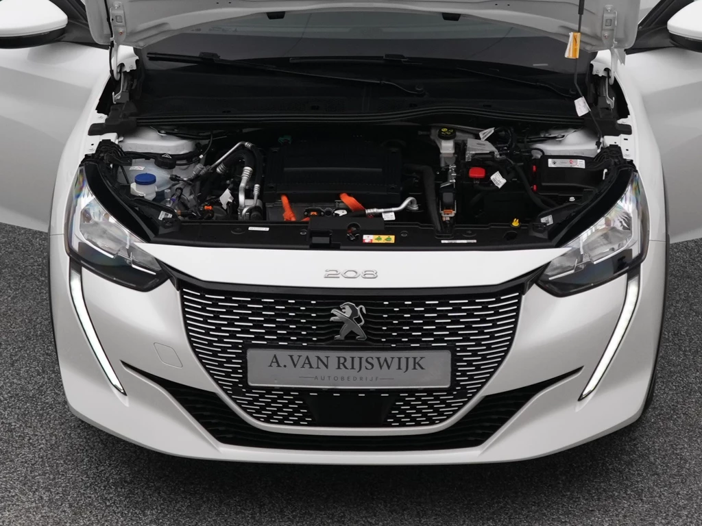 Peugeot e-208 – foto 34