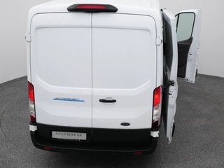 Ford E-Transit – thumbnail 15