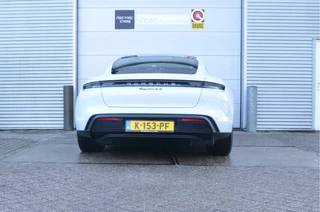 Porsche Taycan – thumbnail 2