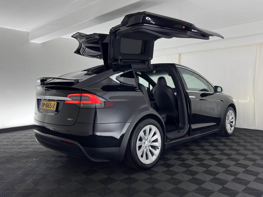 Tesla Model X – foto 6