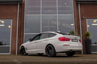 BMW 3 Serie – thumbnail 3