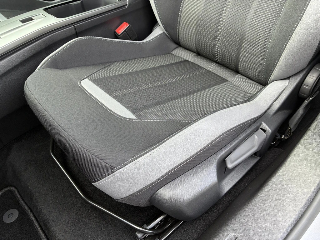 Opel Mokka-e – foto 36