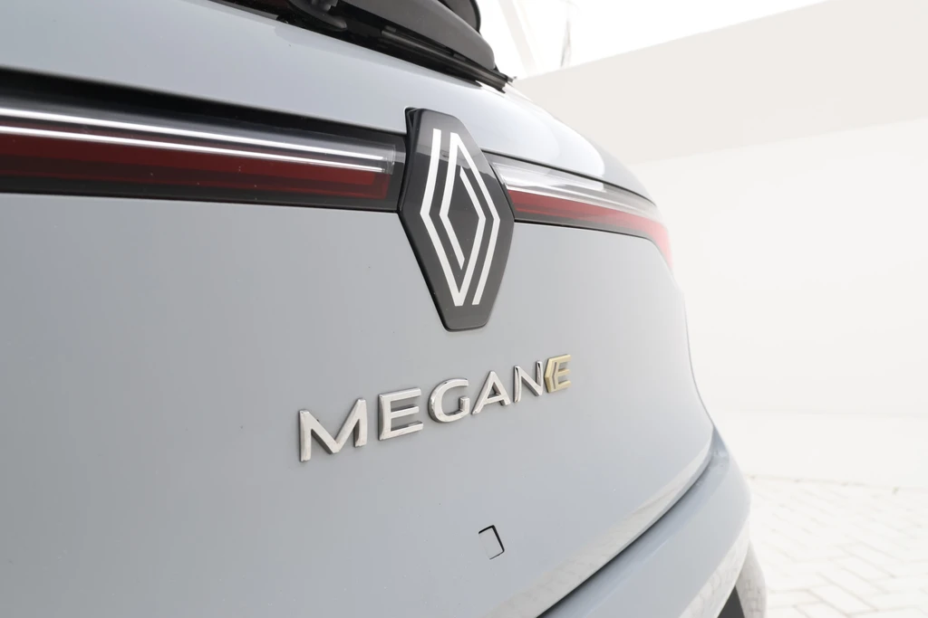 Renault Megane E-Tech – foto 10