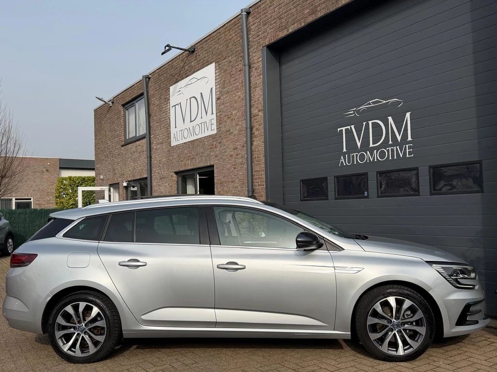 Renault Megane E-Tech – foto 6