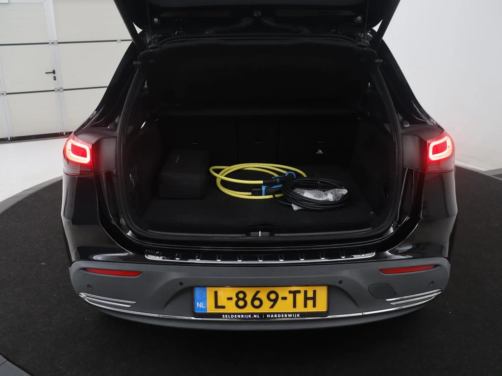 Mercedes-Benz EQA – foto 11