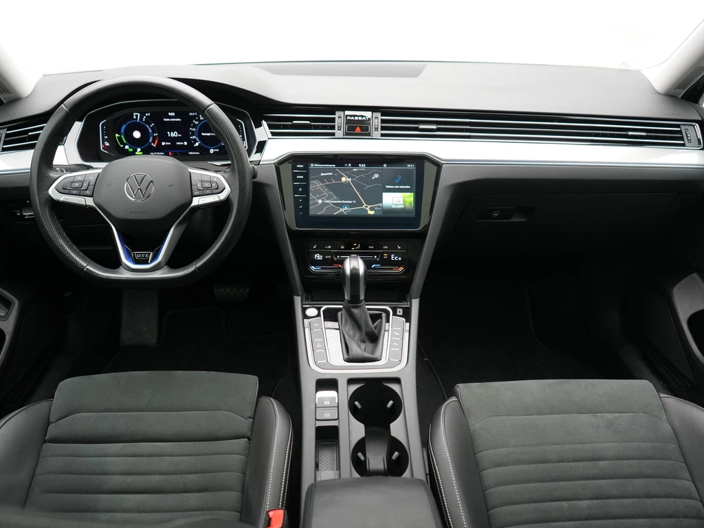 Volkswagen Passat – foto 27