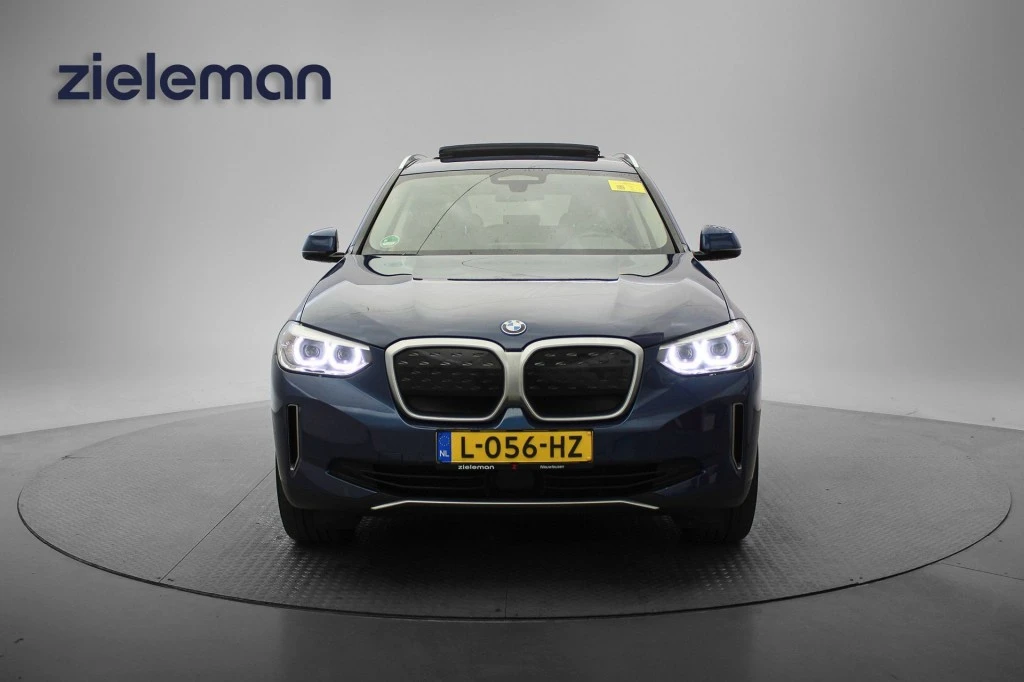 BMW iX3 – foto 10