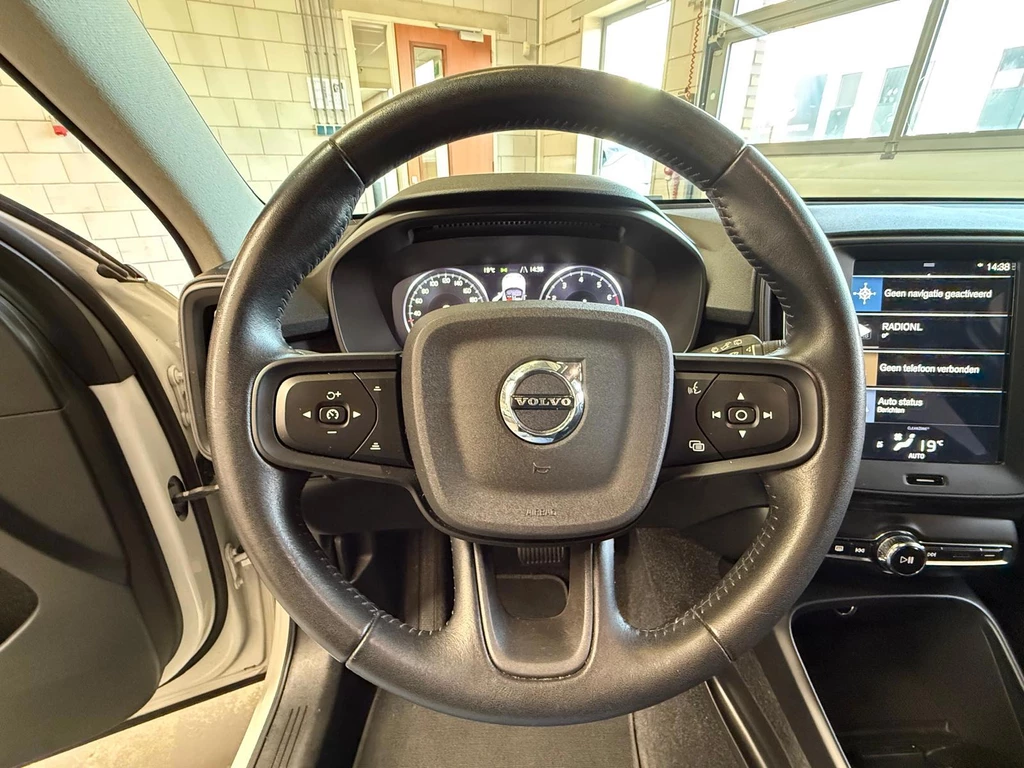 Volvo XC40 – foto 17