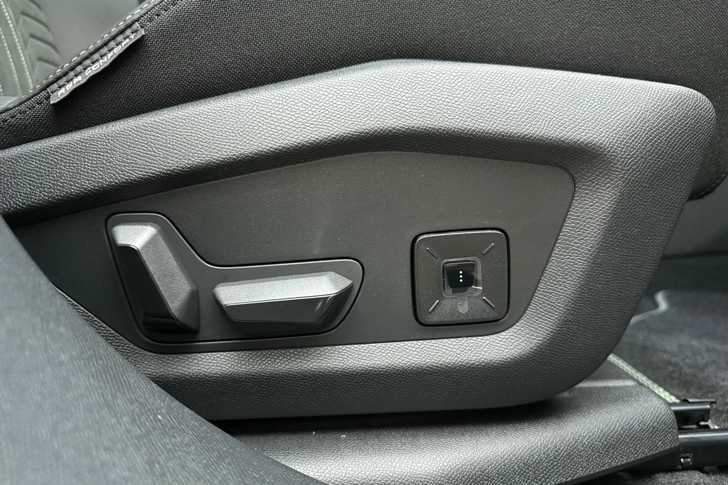 Peugeot e-3008 – foto 20