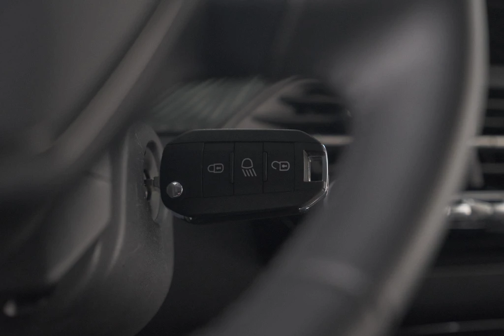 Peugeot 208 – foto 24