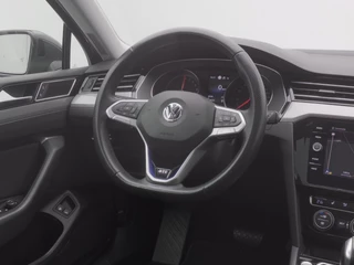 Volkswagen Passat – thumbnail 24
