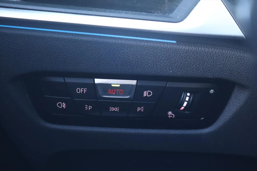 BMW i4 – foto 30
