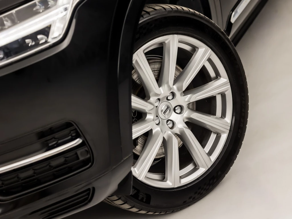 Volvo XC90 – foto 15