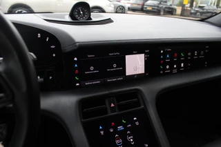 Porsche Taycan – thumbnail 20