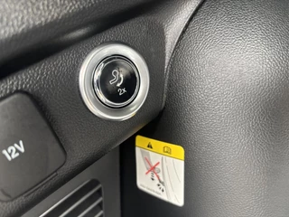 Ford Kuga – thumbnail 12