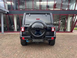 Jeep Wrangler – thumbnail 2