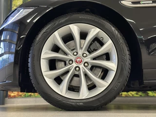 Jaguar XF – thumbnail 37